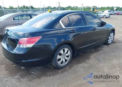 2008 Honda Accord 2.4 Ex-L из США, поврежденный, VIN 1HGCP26818A145573